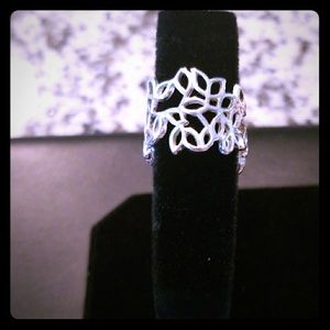 Sterling Silver Floral Beautiful Ring